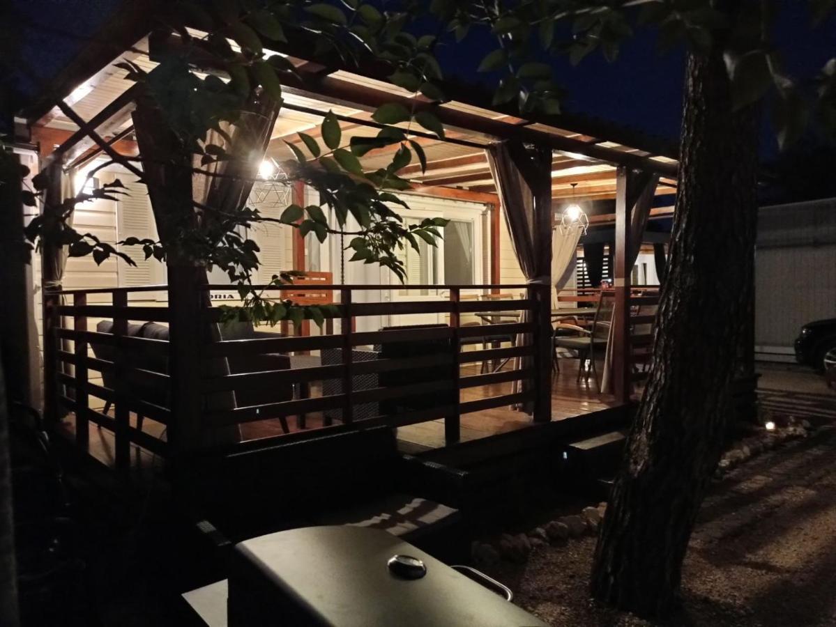 Campeggio Mobile Laurus